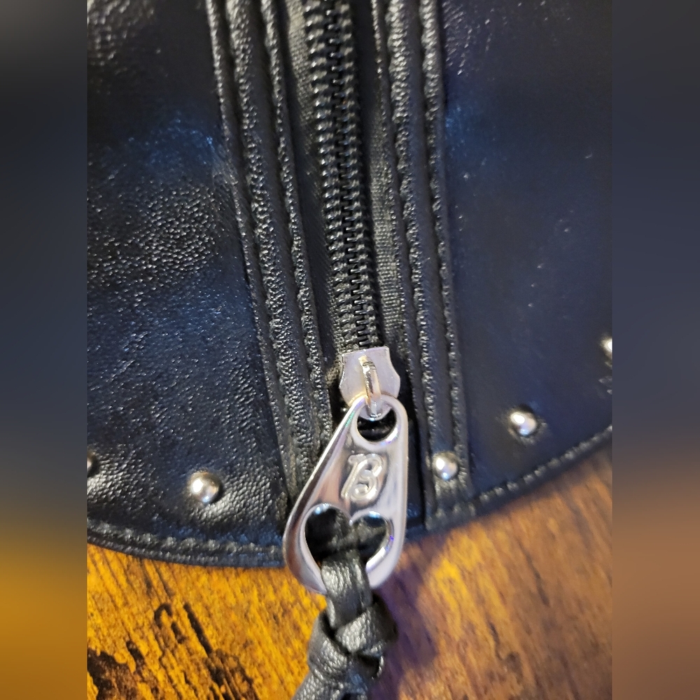 Betsey Johnson Betseyville studded motto style crossbody-black - Picture 8 of 13